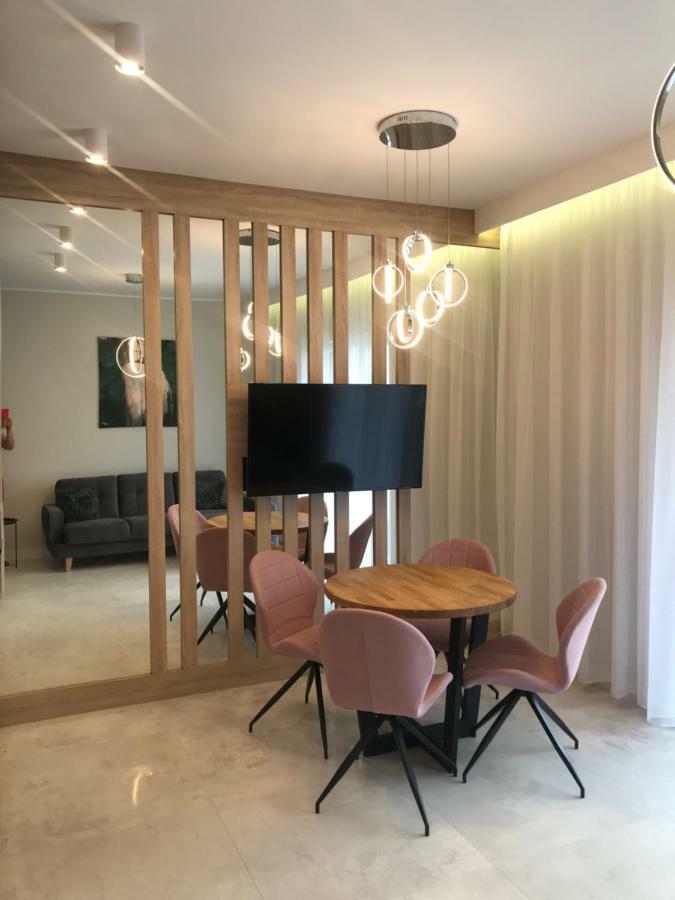 Apartament The Good Place บรอดนิตซา ภายนอก รูปภาพ