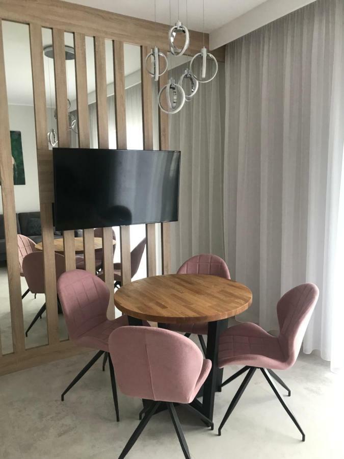Apartament The Good Place บรอดนิตซา ภายนอก รูปภาพ